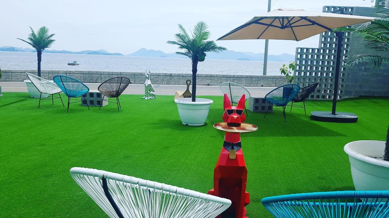 Gold Beach Resort Yeosu Zewnętrze zdjęcie