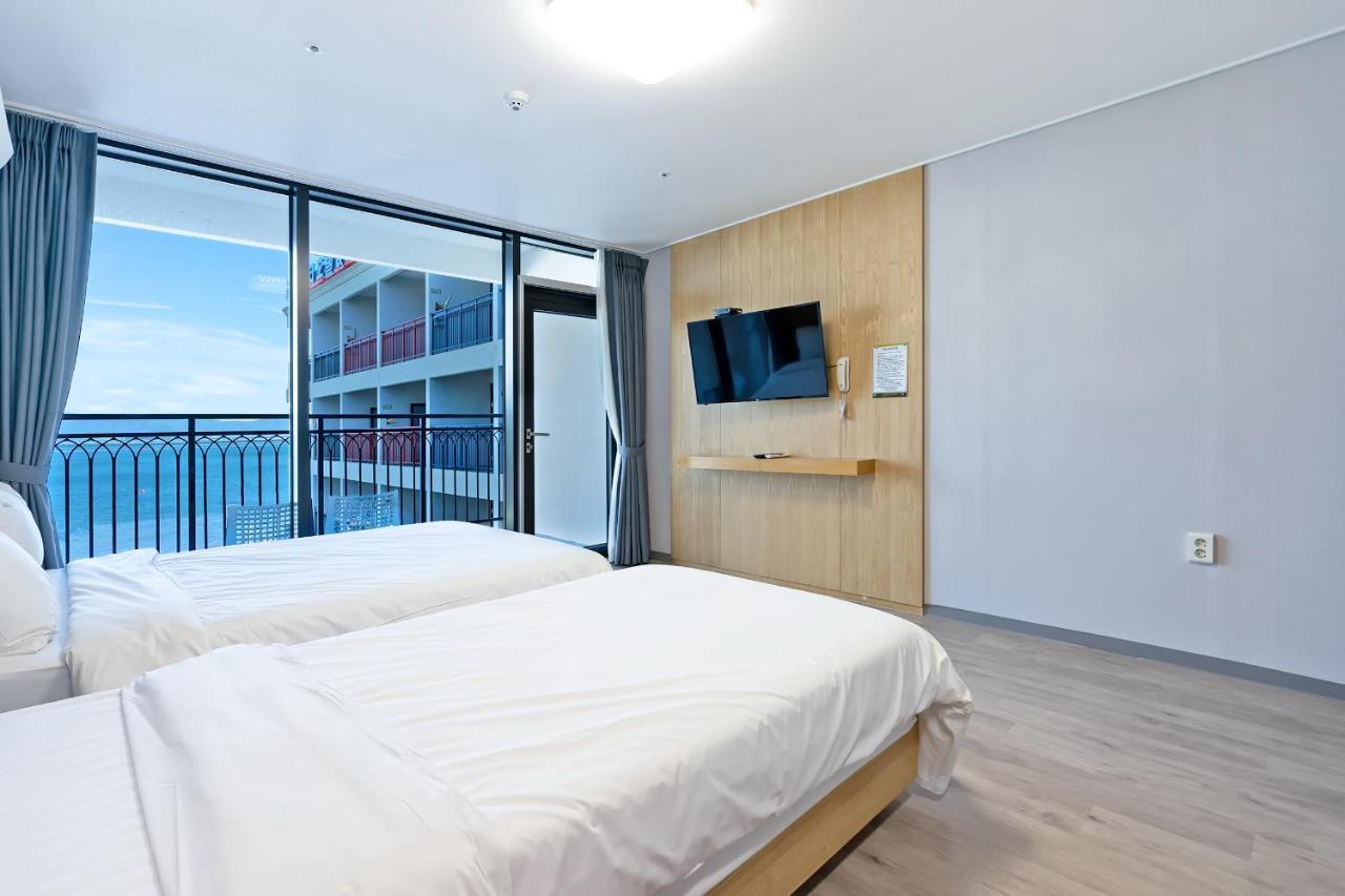 Gold Beach Resort Yeosu Zewnętrze zdjęcie