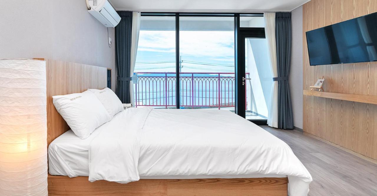 Gold Beach Resort Yeosu Zewnętrze zdjęcie