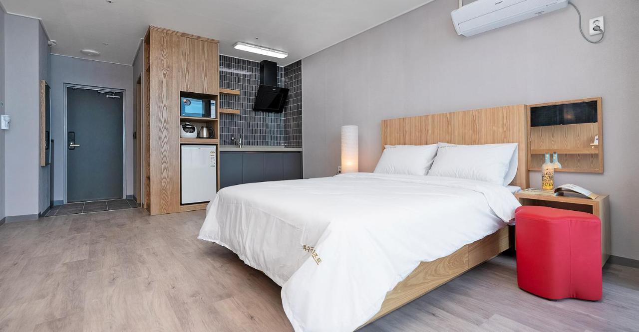 Gold Beach Resort Yeosu Zewnętrze zdjęcie